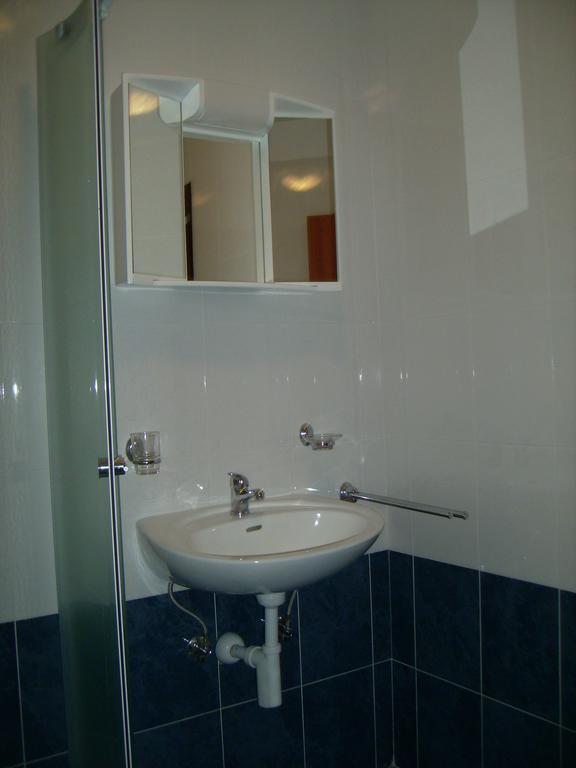 Apartments Kalac Лабин Екстериор снимка