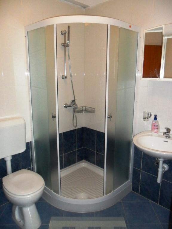 Apartments Kalac Лабин Екстериор снимка